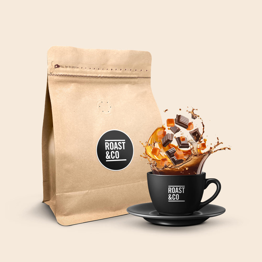 Brown kraft coffee bag from Gerrits Koffie with a black cup showcasing a splashing latte art
